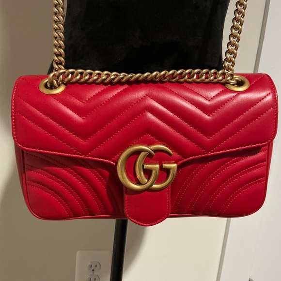 GUCCI MARMONT RED LEATHER SHOULDER/CROSSBODY BAG - Picture 13 of 16